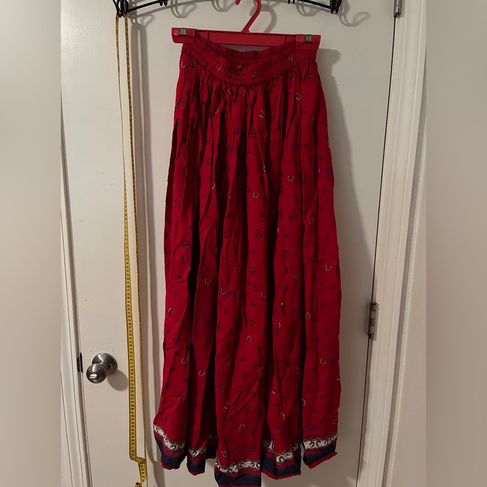 Super Cute Maxi Skirt. Vintage.